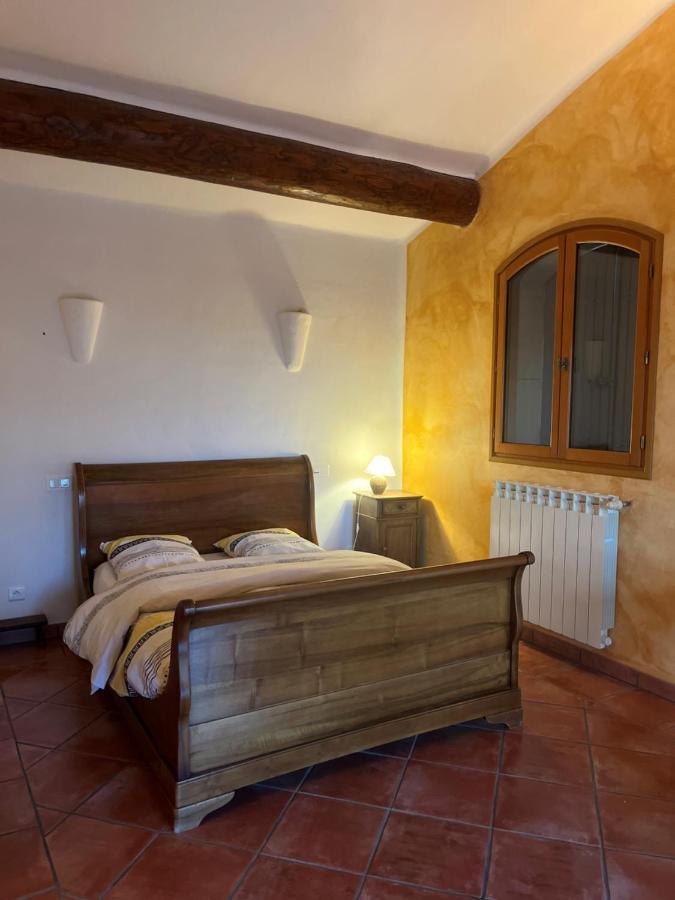 Вилла Le Cabanon Des Cigales Provencale Puymeras Экстерьер фото